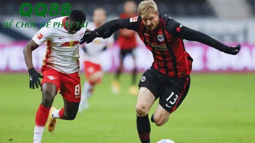 Hai đội có sức mạnh ngang nhau Hai đội có sức mạnh ngang nhau